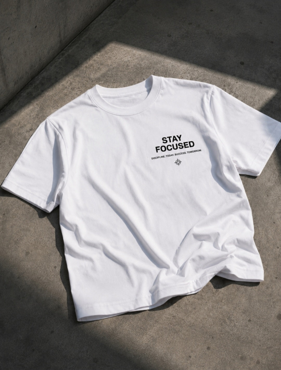 Tricou premium din bumbac „Stay Focused”